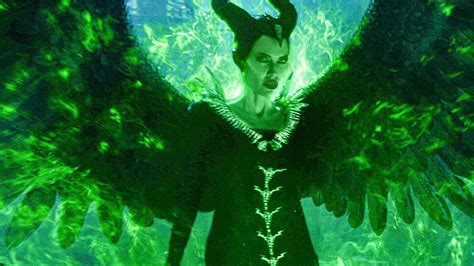 Maleficent vs Queen Ingrith Dinner Scene - MALEFICENT 2: MISTRESS OF ...