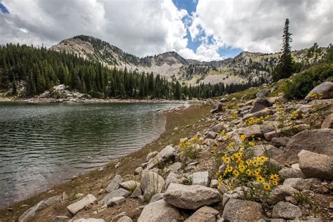 Twin Lakes Hike | Outdoor Project