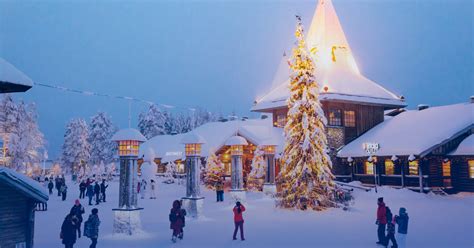 VIDÉO: L'hiver du Village du Père Noël à Rovaniemi, Laponie - Village du Père Noël