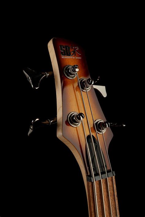 Fretless Basses