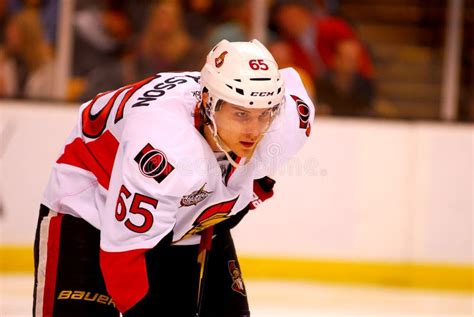 Erik Karlsson Ottawa Senators Editorial Stock Image - Image of equipment, gloves: 23618869