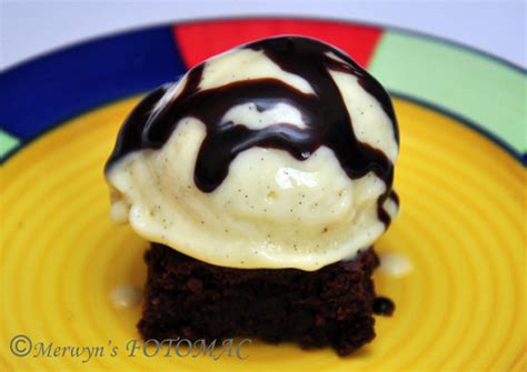 Fudgy Chocolate Brownies - Hilda's Touch Of Spice