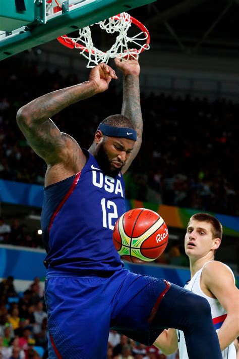 U.S. Dominates Serbia in Gold Medal Basketball Game - The New York Times