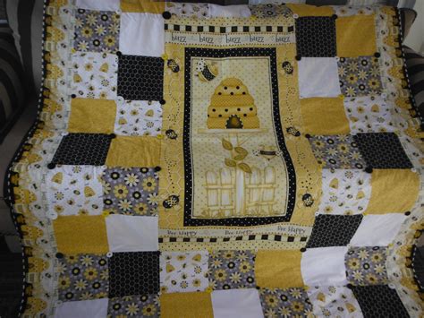 Spring Bumble Bee Lap Quilt | Quilts, Quilt blanket, Lap quilt