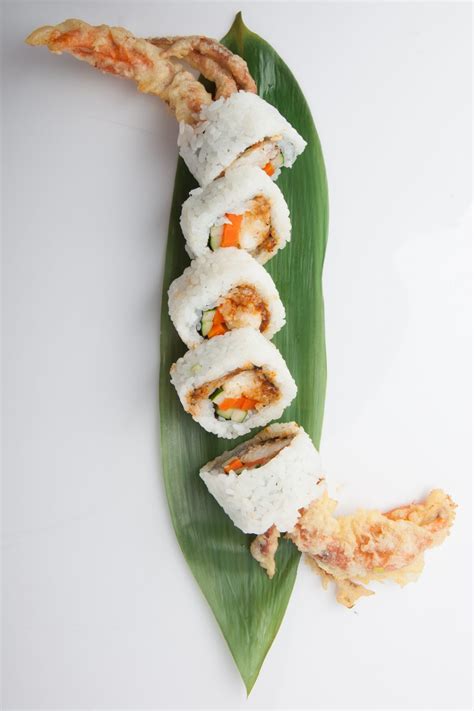 Spider Roll Sushi (Soft Shell Crab Sushi)