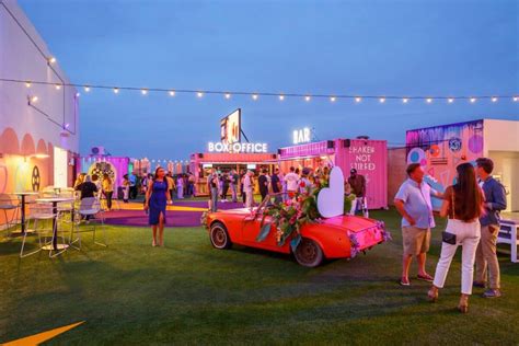 Miami's Rooftop Movie Theater Has A 'Summerween' Schedule To Get You In ...