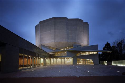 Kadare Cultural Centre / Chiaki Arai Urban and Architecture Design | ArchDaily