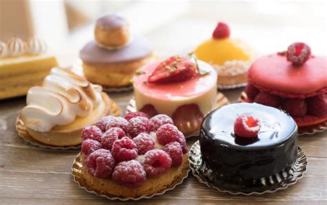 Pastries in Paris: Take a Walk on the Sweet Side in Saint-Germain-des-Prés - Paris Perfect