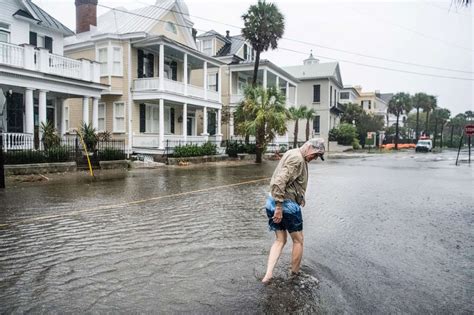 Hurricane Dorian, already responsible for 20 reported tornadoes, lashes ...