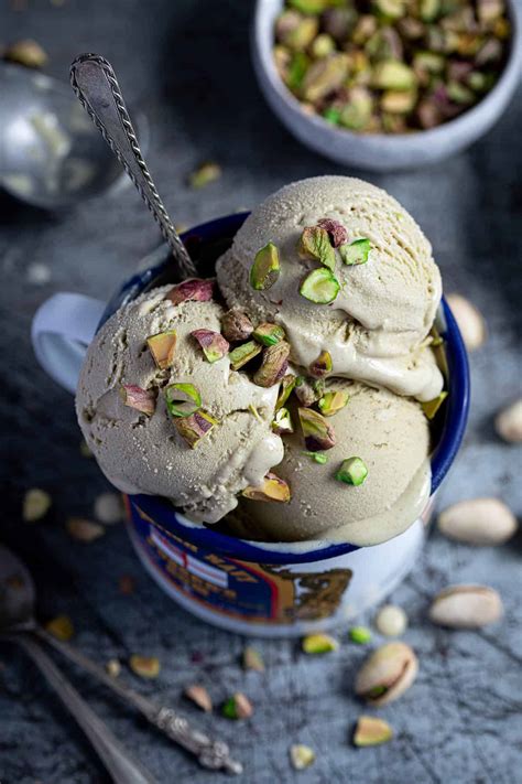 Vegan Pistachio Ice Cream - Domestic Gothess