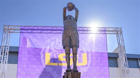 Augustus is 1st female athlete with statue on LSU campus | wwltv.com