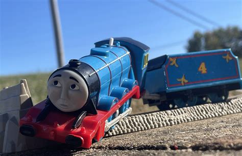 TB on Twitter: "Heavily considering getting my old Trackmaster track out and making a video ...