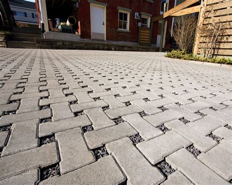 Permeable Pavers Driveway - Kreinbrook Architectural Paving | 건축, 벽