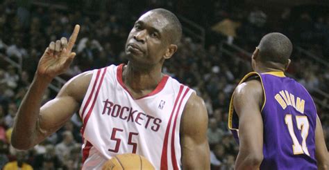 Dikembe Mutombo and His Finger Wag Get Inducted Into the Basketball ...