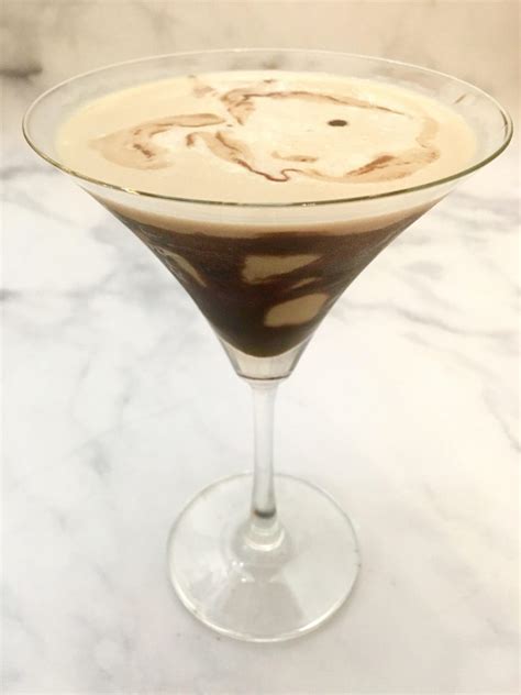 Very Chocolate Martini - It's Everything Delicious