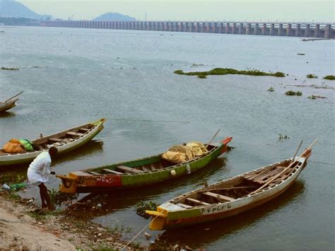 Vijayawada: Prakasam barrage brims with water | Vijayawada News - Times of India