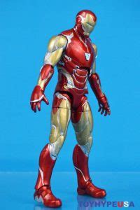 Diamond Select Toys Marvel Select Avengers: Endgame Iron Man MK85 ...