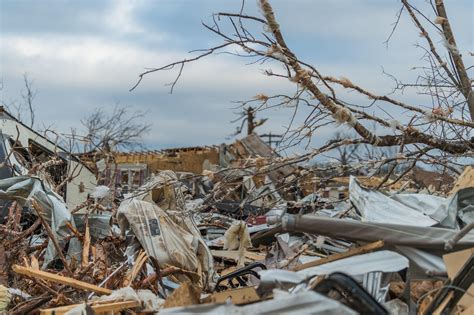 This Was The Deadliest Tornado In Midwest History | iHeart