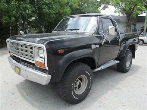 1982 DODGE RAM W150 - PROSPECTOR - SHORT-BED PICK UP - Classic Dodge ...