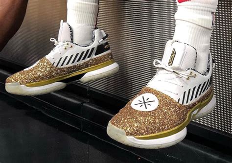 Li-Ning Way of Wade - Tag | SneakerNews.com