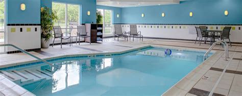 Free Breakfast Hotel in Seymour, Indiana | Fairfield Inn & Suites