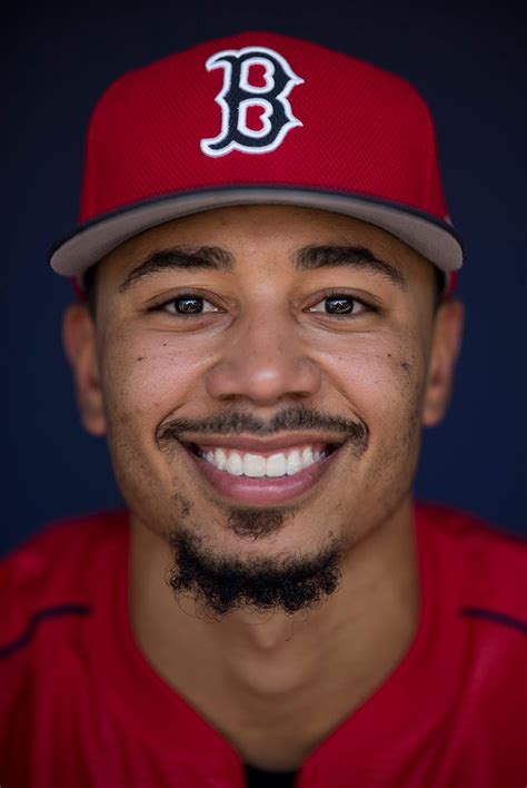 Red Sox Players Pose for Colorful Portraits – Fenway Frames