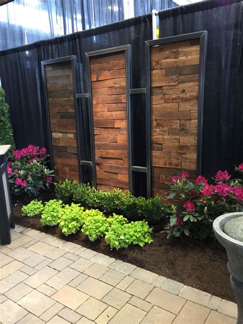 Reclaimed wood privacy panels / screens outdoor patio | Privacy panels, Outdoor wood, Outdoor patio