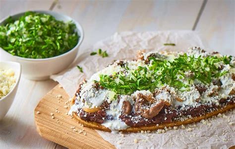 V&V Supremo Steak Huaraches For A Tasty Meal Or Sharable Snack. | Recipe | Yummy food, Snacks ...