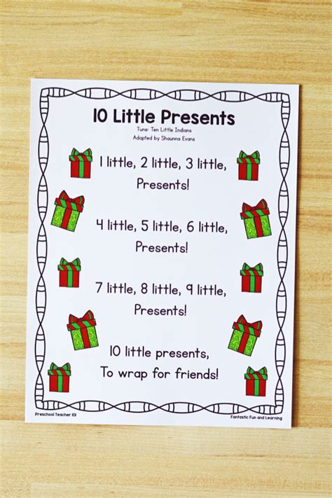 10 Little Presents Christmas Counting Song - Fantastic Fun & Learning