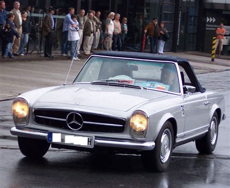 Mercedes-Benz SL 280