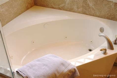 Bathtub With Jets - Bathtub Designs