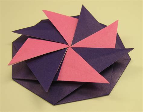 Two-Piece Pinwheel Tato (Gay Merrill Gross) | Also functions… | Flickr