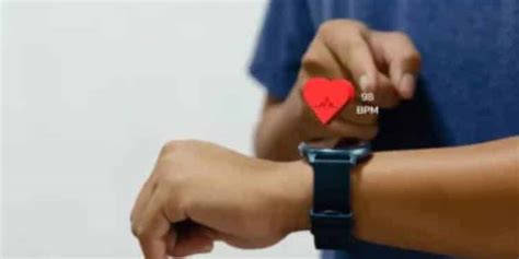 Wearable Devices for Seniors: Control Your Health with Technology