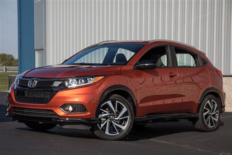 2019 Honda HR-V Sport Quick Spin: Sportiness Eludes It | News | Cars.com