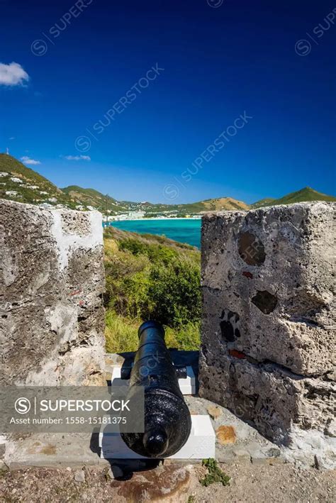 Netherlands, Sint Maarten, Philipsburg, Fort Amsterdam ruins - SuperStock