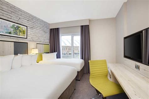 Jurys Inn Manchester City Centre hotel | englandrover.com