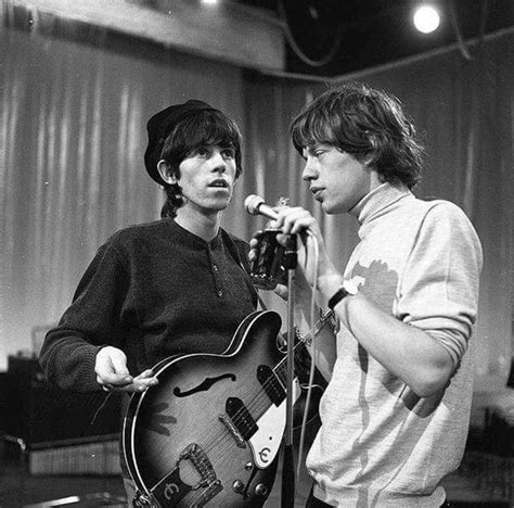 Keith Richards and Mick Jagger in the 60s🎸🎶 | Rolling stones, Keith ...