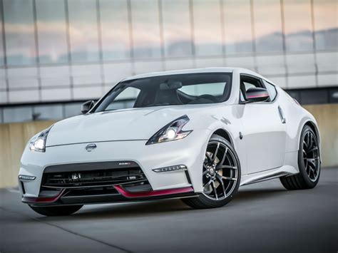 photo NISSAN 370Z Nismo 3.7 V6 344ch coupé 2015 - Motorlegend.com