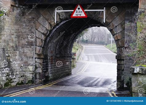 Maximum 40 Km/hr Sign Royalty-Free Stock Photography | CartoonDealer ...