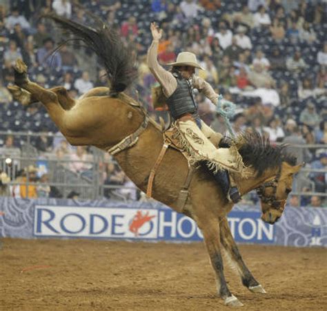 Houston rodeo loses professional sanctioning