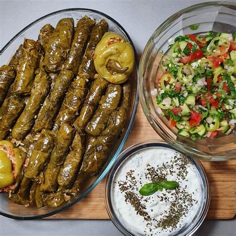 Delicious authentic dolma recipe (stuffed vine leaves)