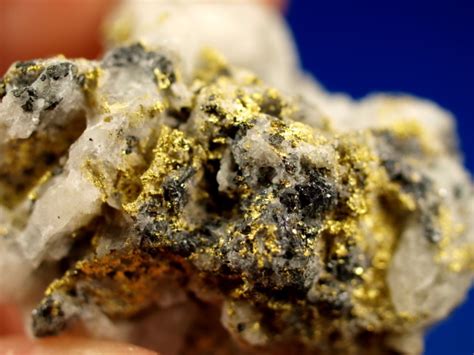 Crush and Melt! How to Remove Gold from Rich Ores - How to Find Gold Nuggets