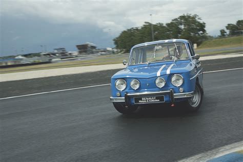 Renault 8 (1962) - picture 2 of 9