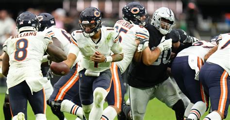 The Bears’ Offensive Line is Football’s Second Worst (Except When It Isn’t) - Bleacher Nation