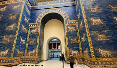 Babylon Berlin: antiquities museum shuts for 14-year facelift