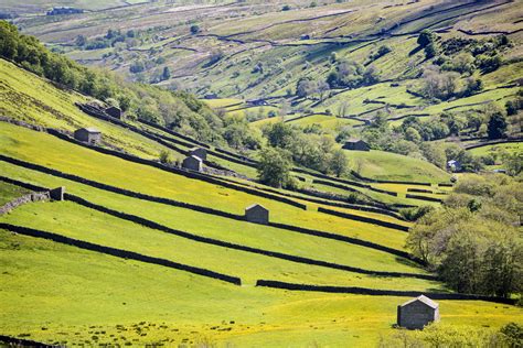 Dales and valleys - Yorkshire Dales National Park : Yorkshire Dales ...