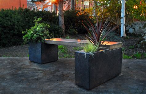 Park Bench w/ planter