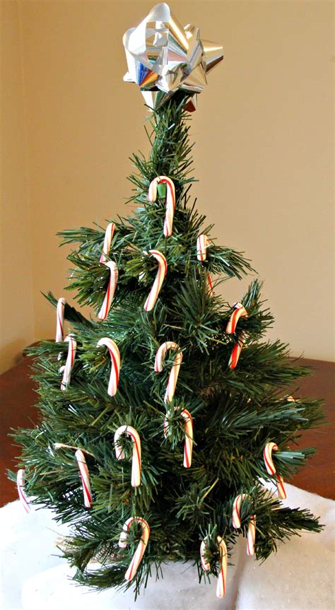 Candy Cane Christmas Tree is Easy Table Decoration - Earning and Saving with Sarah