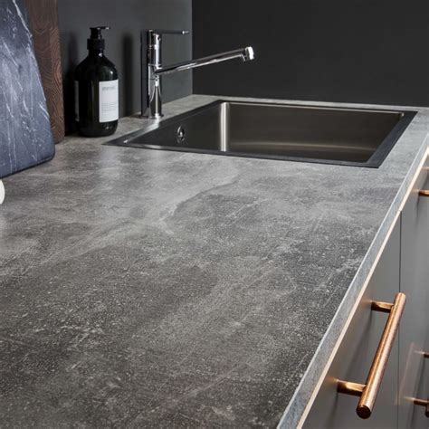 Howdens 3m x 22mm Square Edge Grey Concrete Effect Laminate Worktop | Laminate worktop, Concrete ...