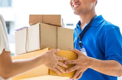 Benefits Of Hiring The Best Courier Service - Talk Geo - Lifestyle Tips ...